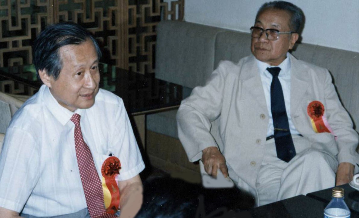 中國經(jīng)濟(jì)體制改革基金會(huì)高尚全：追思安志文同志