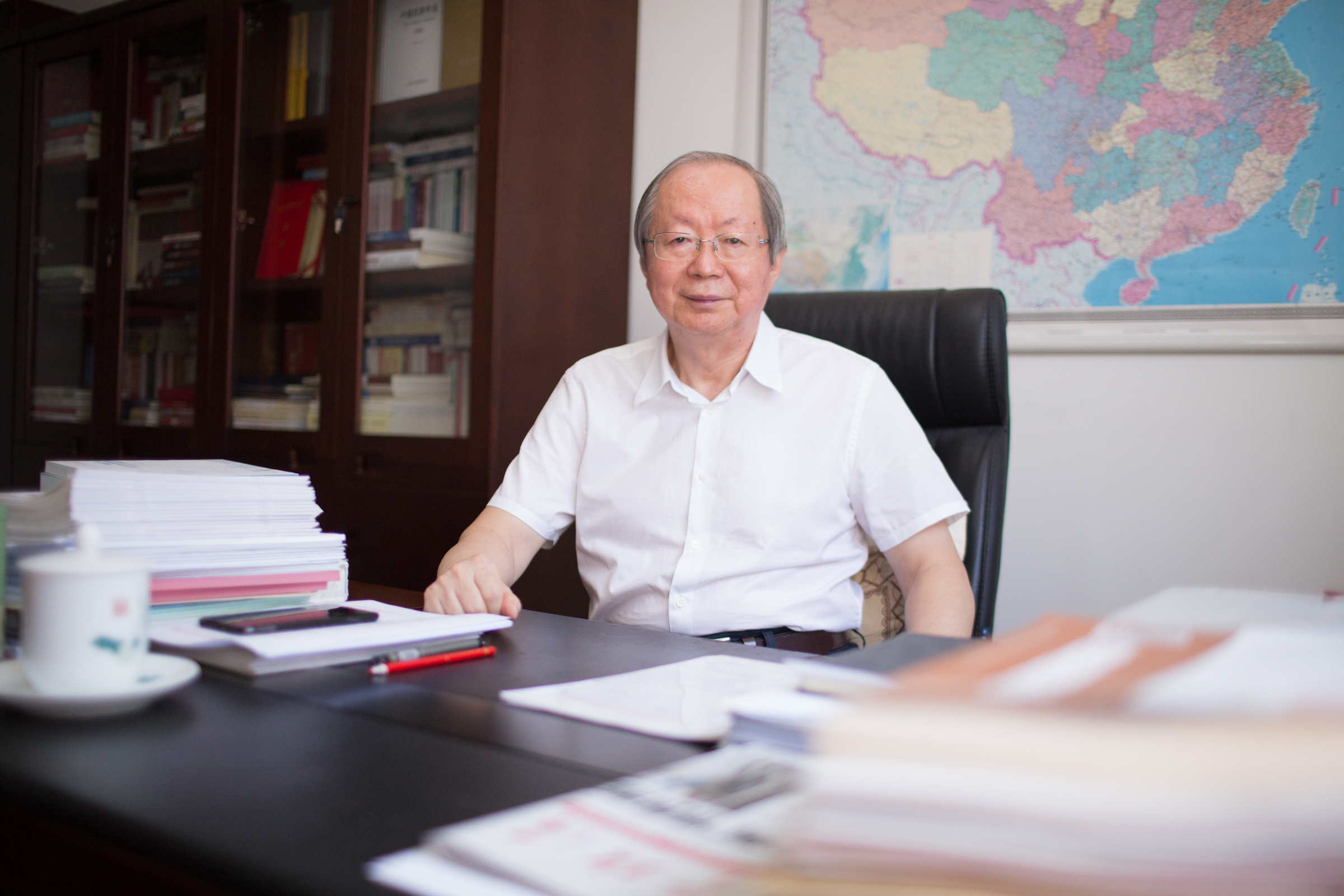 中國經(jīng)濟體制改革研究會會長、十二屆全國人大財經(jīng)委副主任委員、國家發(fā)展改革委原副主任彭森&nbsp; &nbsp;澎湃新聞記者 權(quán)義 圖